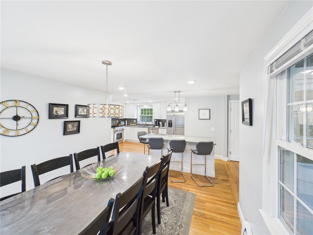 17 Meadowbrook Drive, Barrington