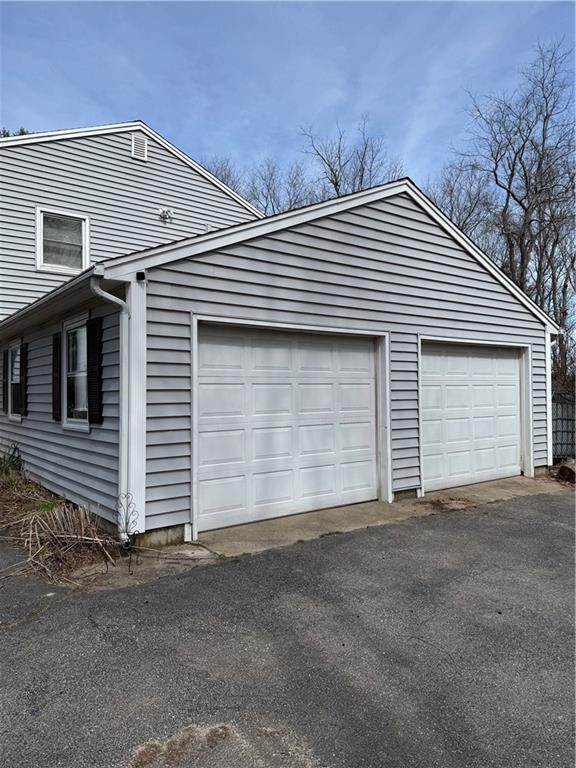 6 Jodie Beth Drive, East Greenwich