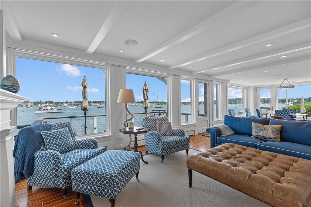 19 Defenders Row, Unit#19, Newport
