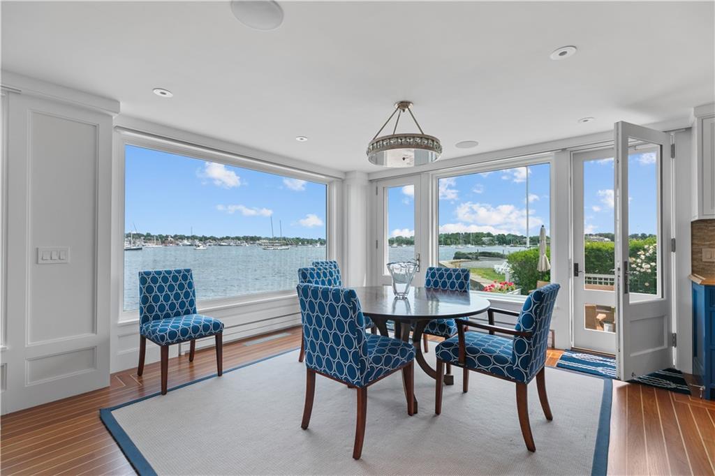 19 Defenders Row, Unit#19, Newport