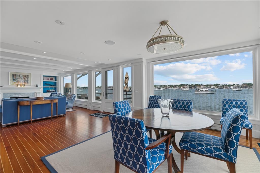 19 Defenders Row, Unit#19, Newport