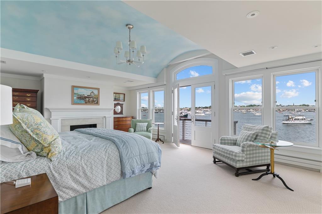 19 Defenders Row, Unit#19, Newport