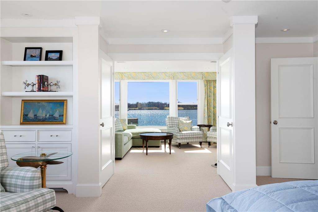 19 Defenders Row, Unit#19, Newport