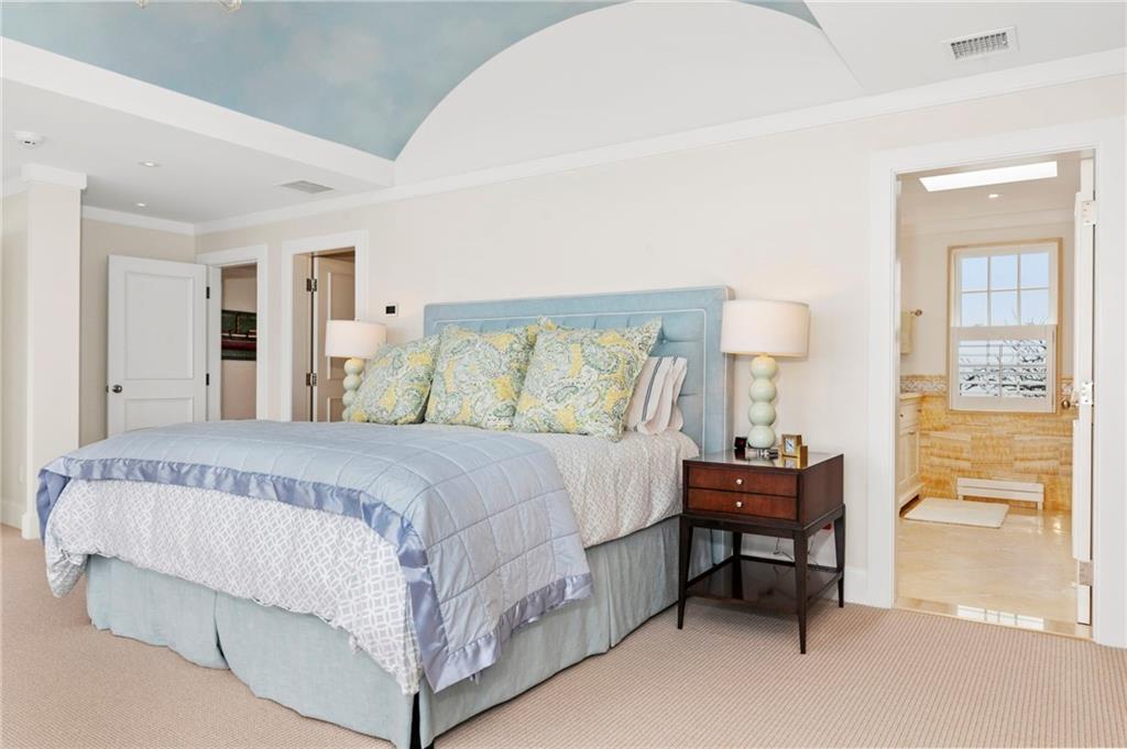 19 Defenders Row, Unit#19, Newport
