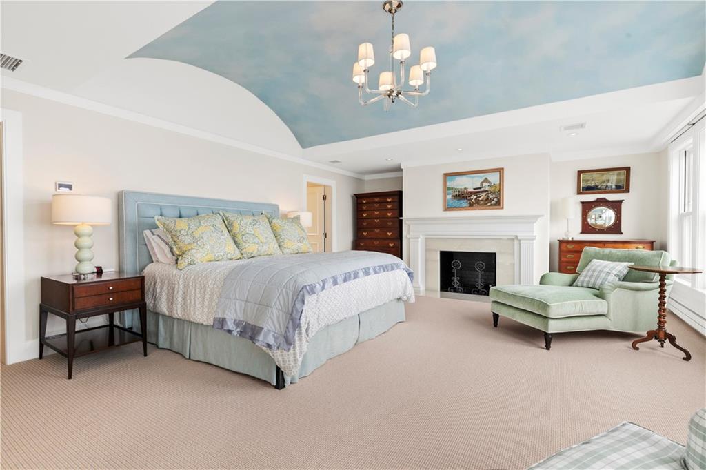 19 Defenders Row, Unit#19, Newport