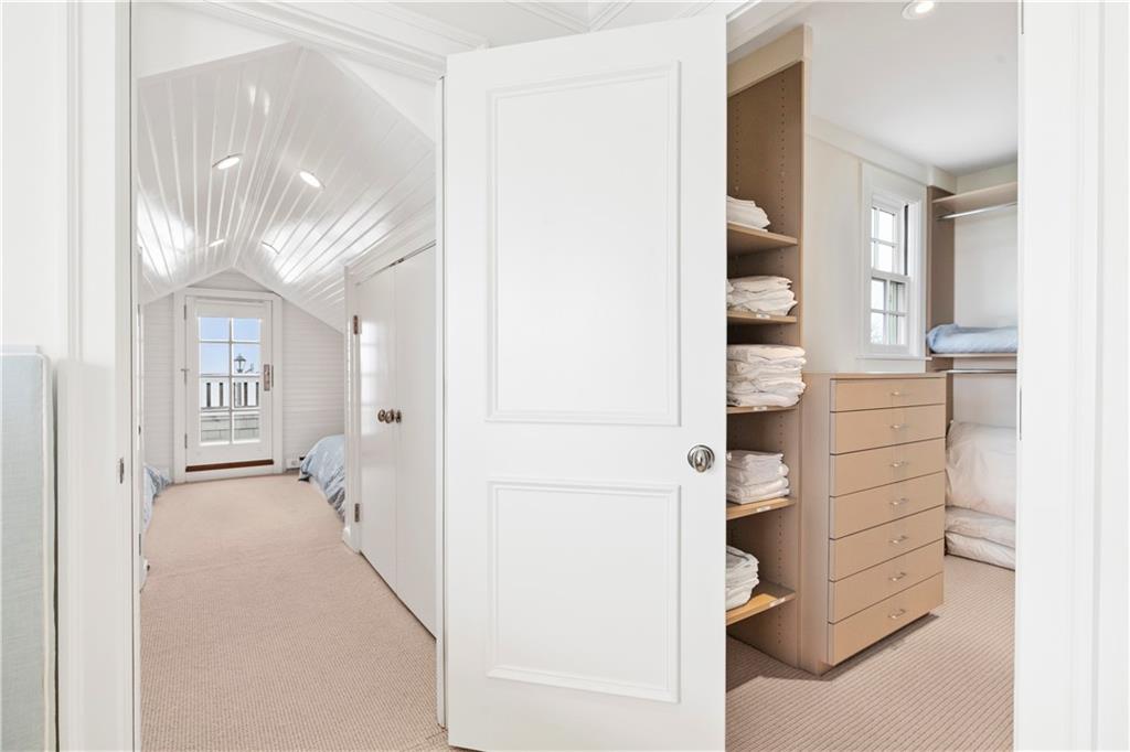 19 Defenders Row, Unit#19, Newport