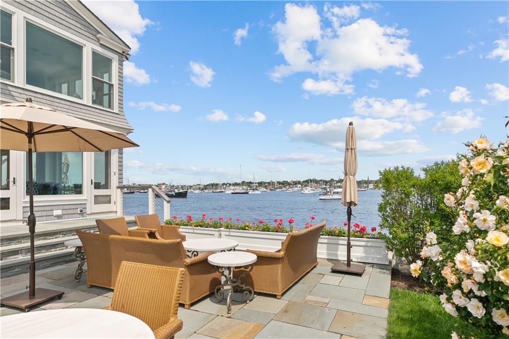19 Defenders Row, Unit#19, Newport