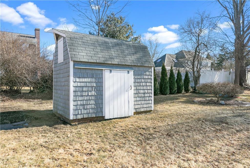 7 Champlin Terrace, Middletown