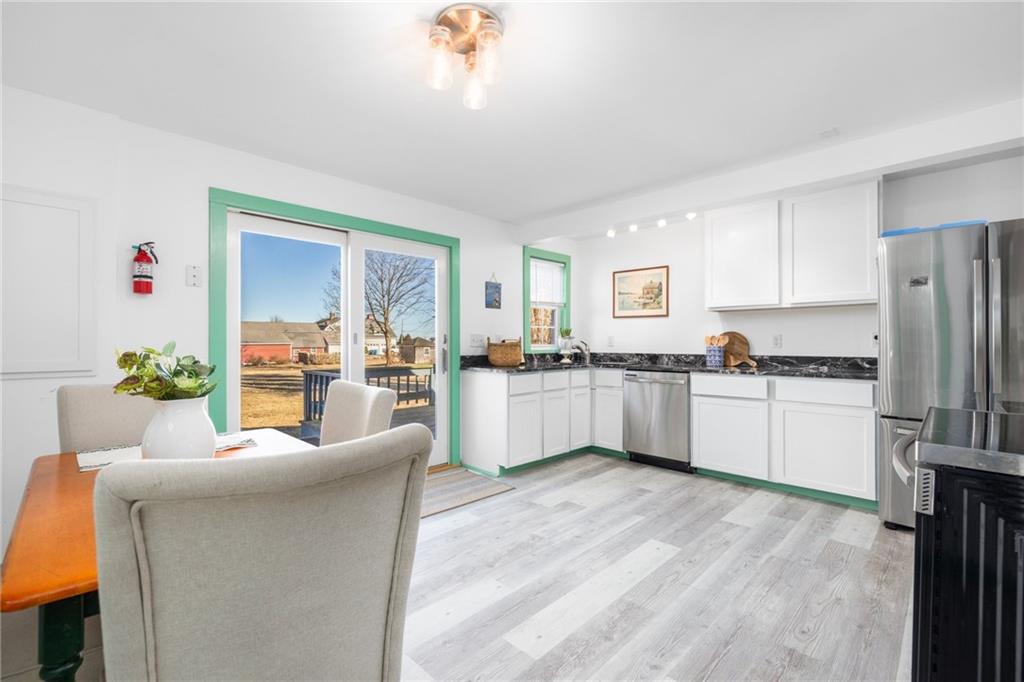 115 Lake Avenue, South Kingstown