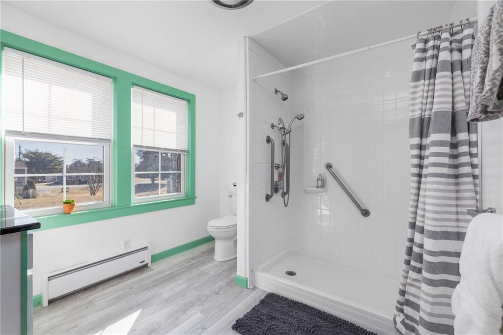 115 Lake Avenue, South Kingstown