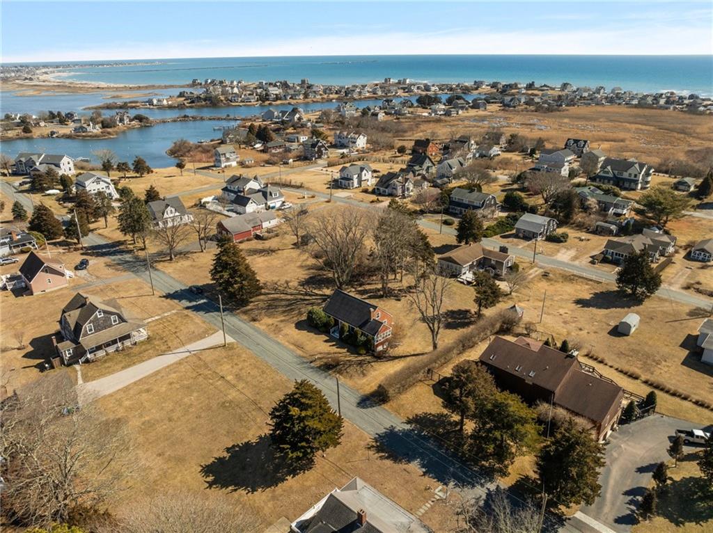 115 Lake Avenue, South Kingstown