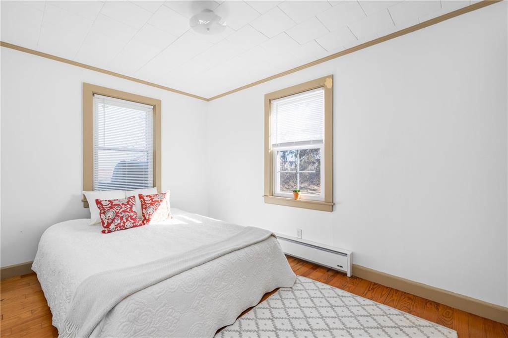 115 Lake Avenue, South Kingstown