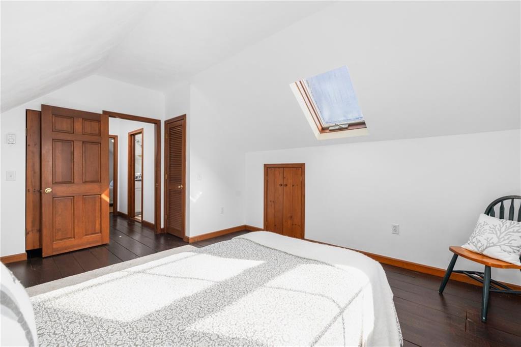 115 Lake Avenue, South Kingstown