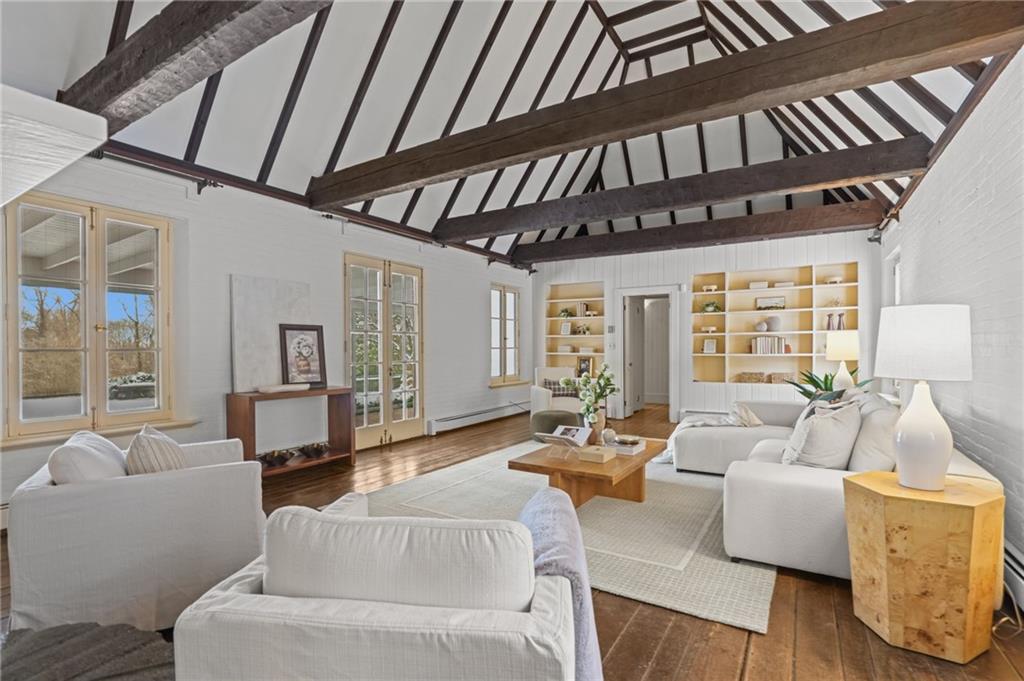 436 Love Lane, Warwick