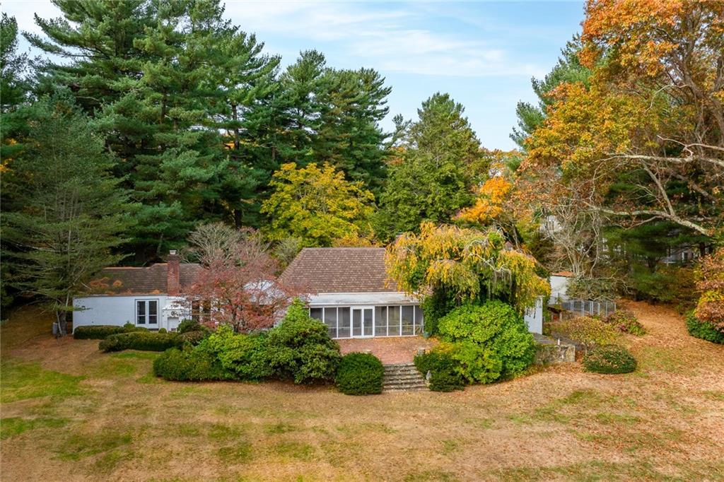 436 Love Lane, Warwick