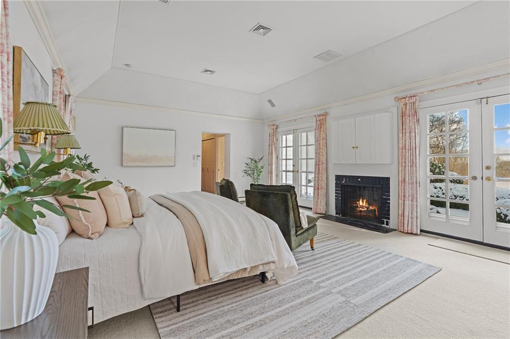 436 Love Lane, Warwick