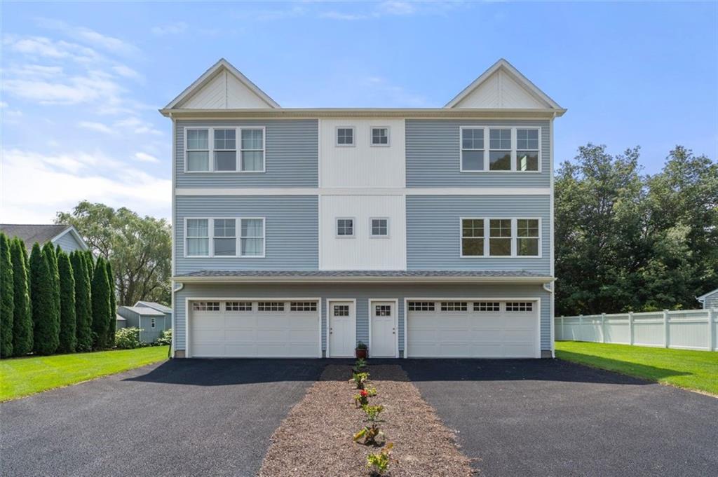 24 Wanda Street, Unit#b, Narragansett
