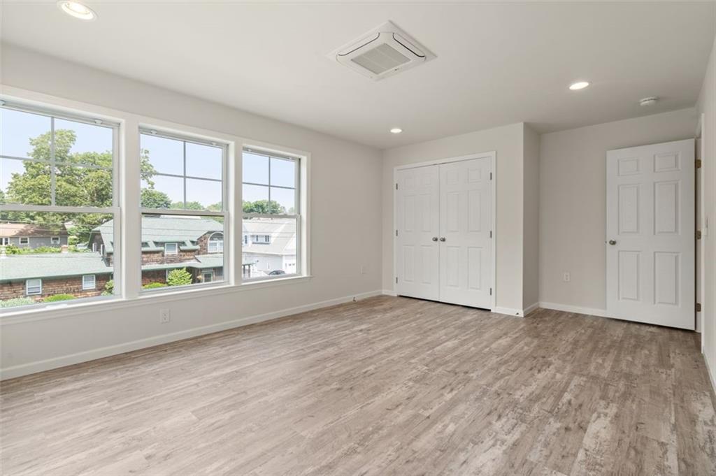 24 Wanda Street, Unit#b, Narragansett