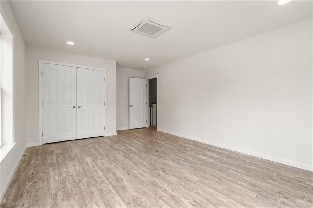 24 Wanda Street, Unit#b, Narragansett