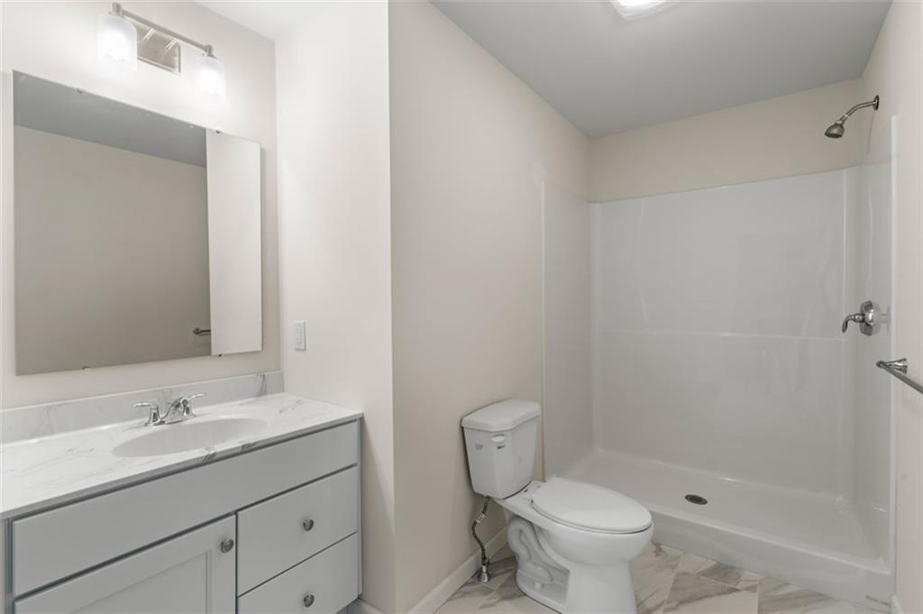 24 Wanda Street, Unit#b, Narragansett