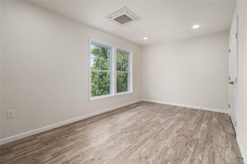 24 Wanda Street, Unit#b, Narragansett
