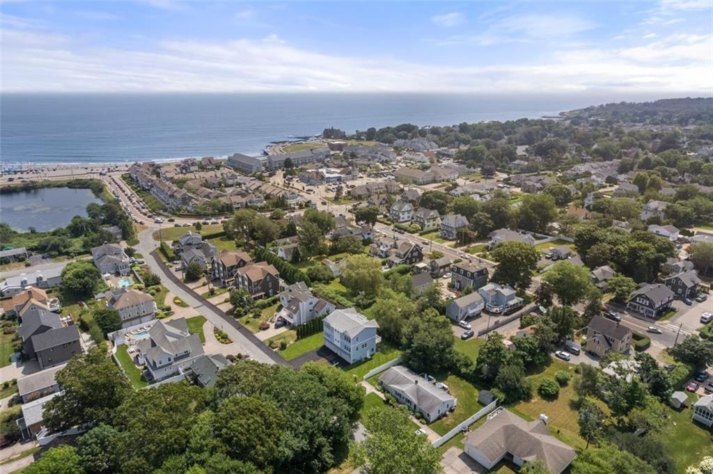 24 Wanda Street, Unit#b, Narragansett