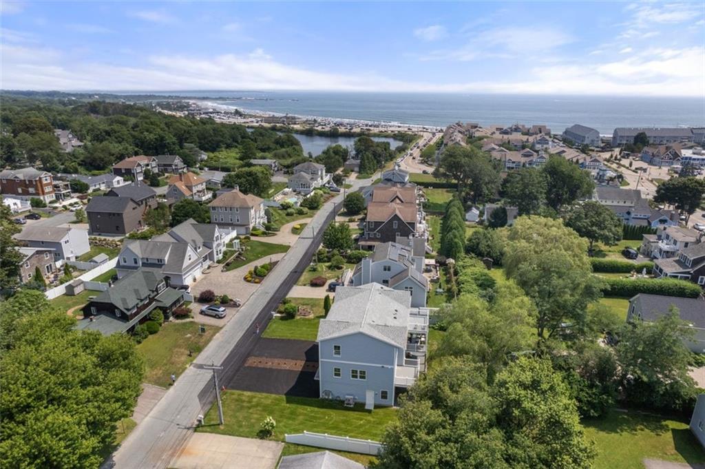 24 Wanda Street, Unit#b, Narragansett