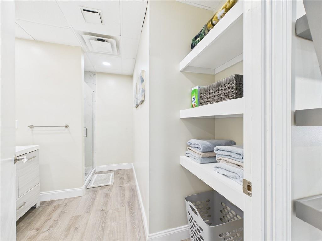 60 Bay Spring Avenue, Unit#b6, Barrington