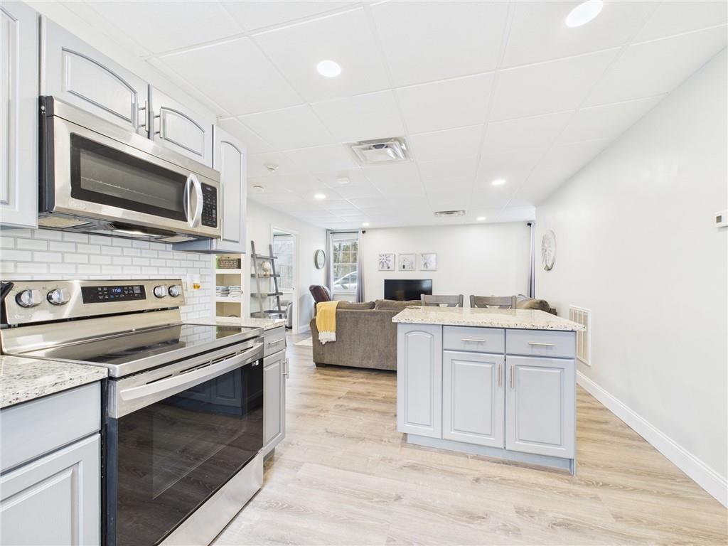 60 Bay Spring Avenue, Unit#b6, Barrington