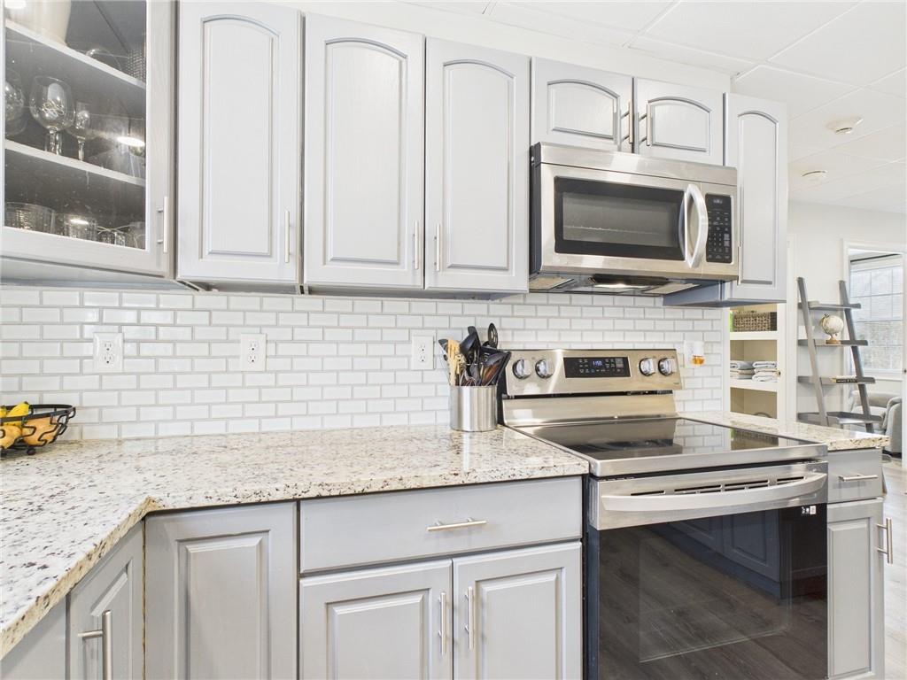 60 Bay Spring Avenue, Unit#b6, Barrington