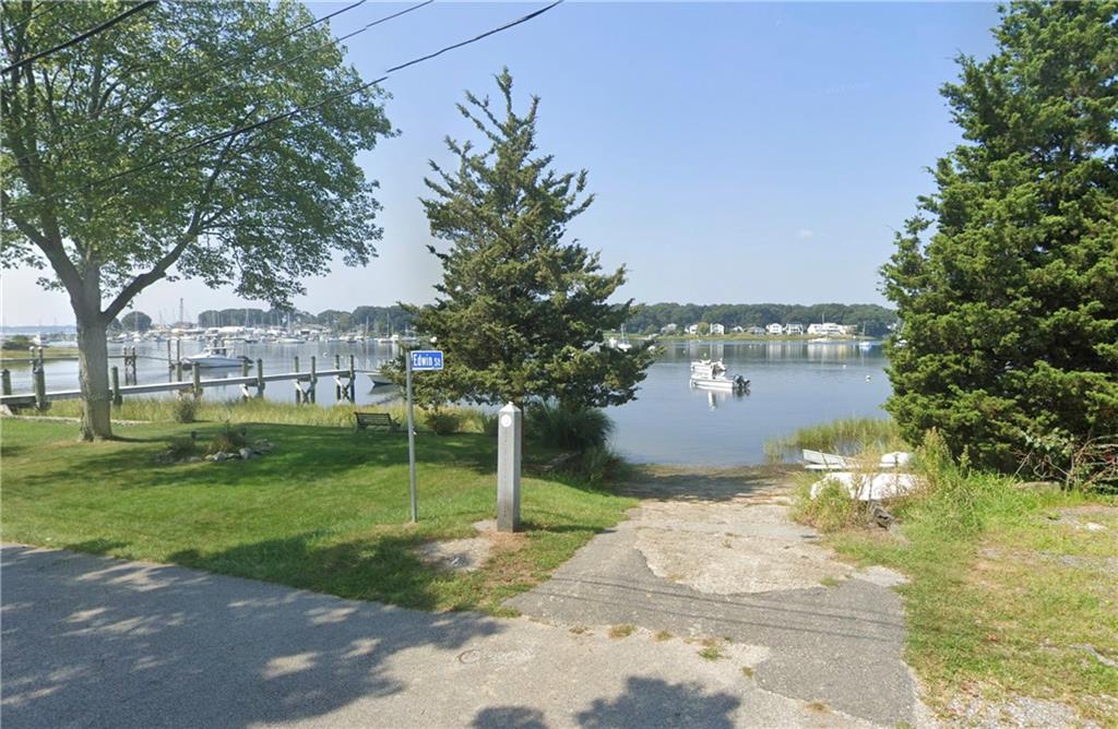 60 Bay Spring Avenue, Unit#b6, Barrington