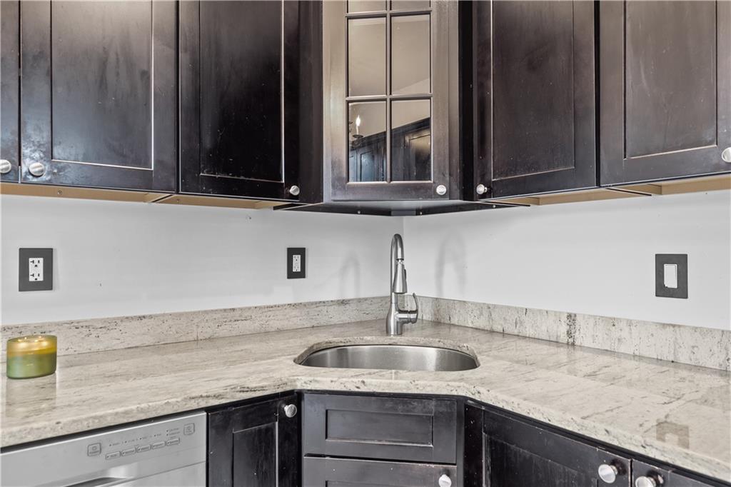12 Mount Vernon Street, Unit#4, Newport