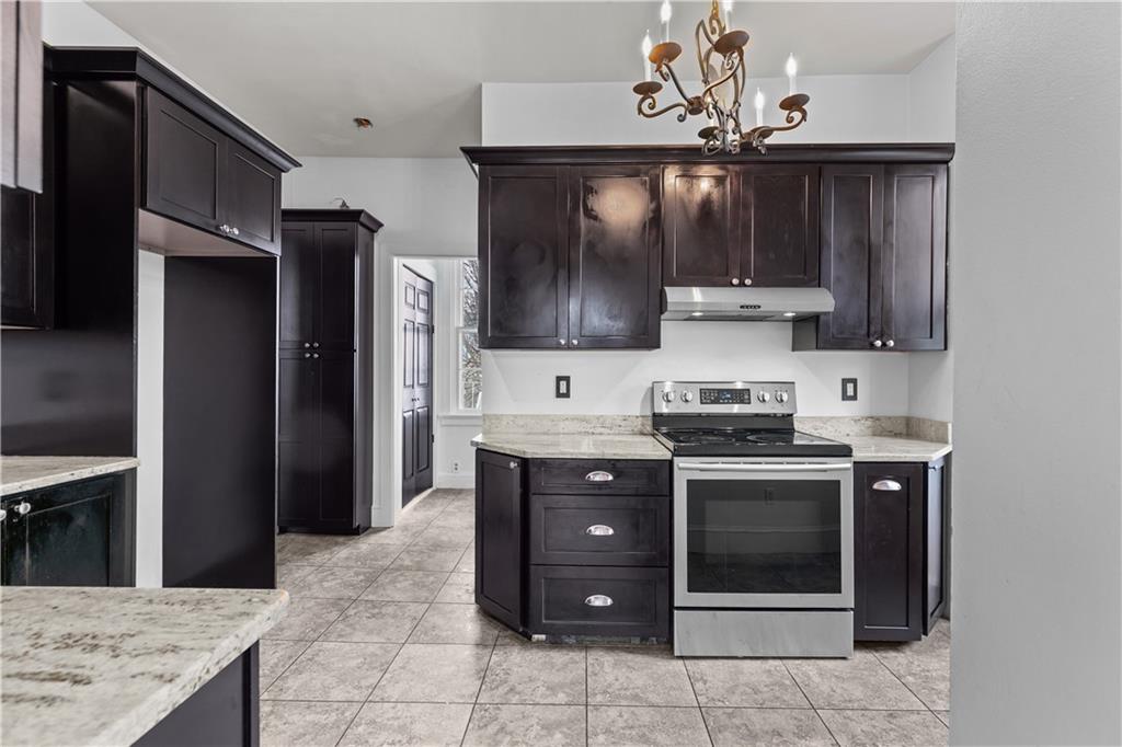 12 Mount Vernon Street, Unit#4, Newport