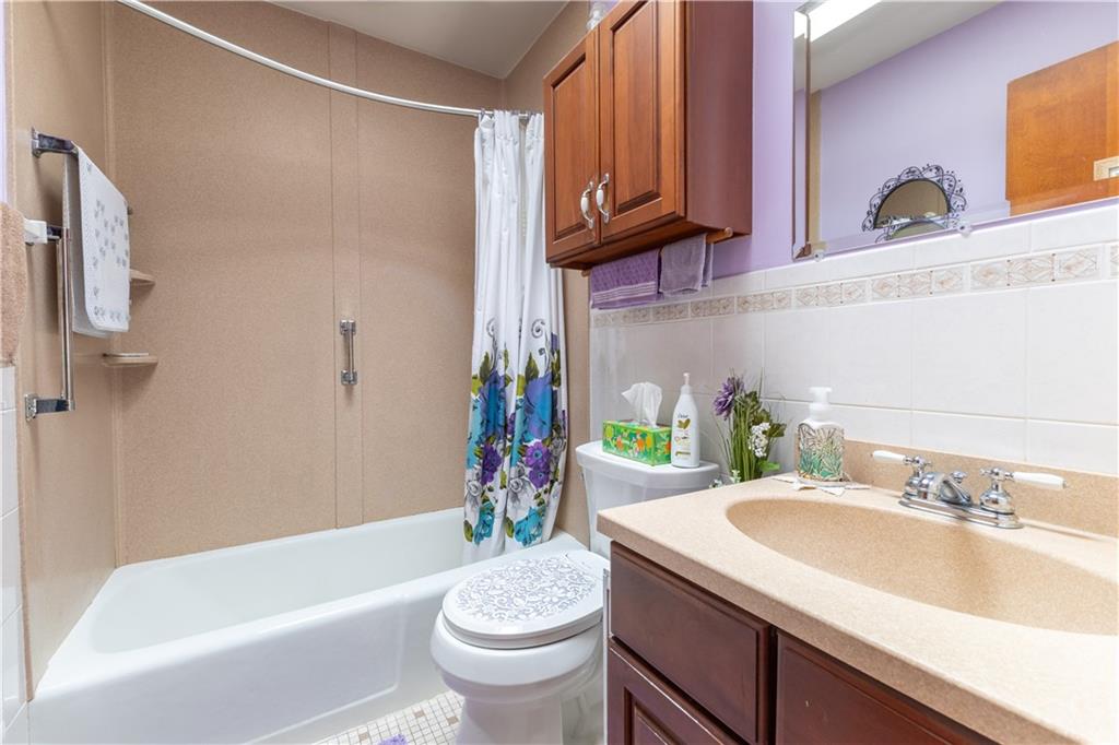 14 Memory Lane, Westerly