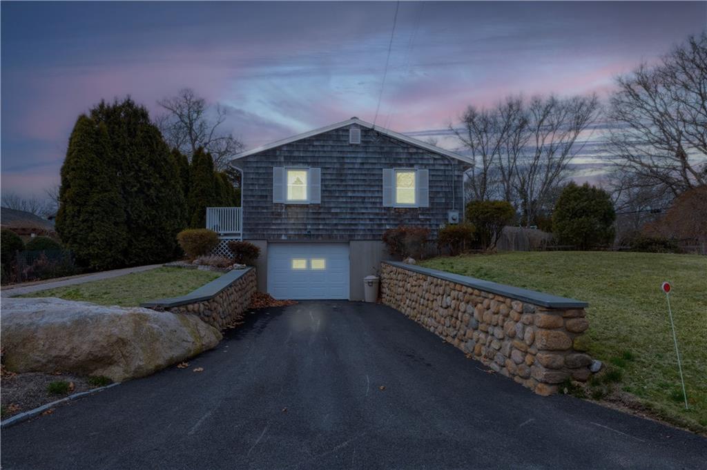 14 Memory Lane, Westerly