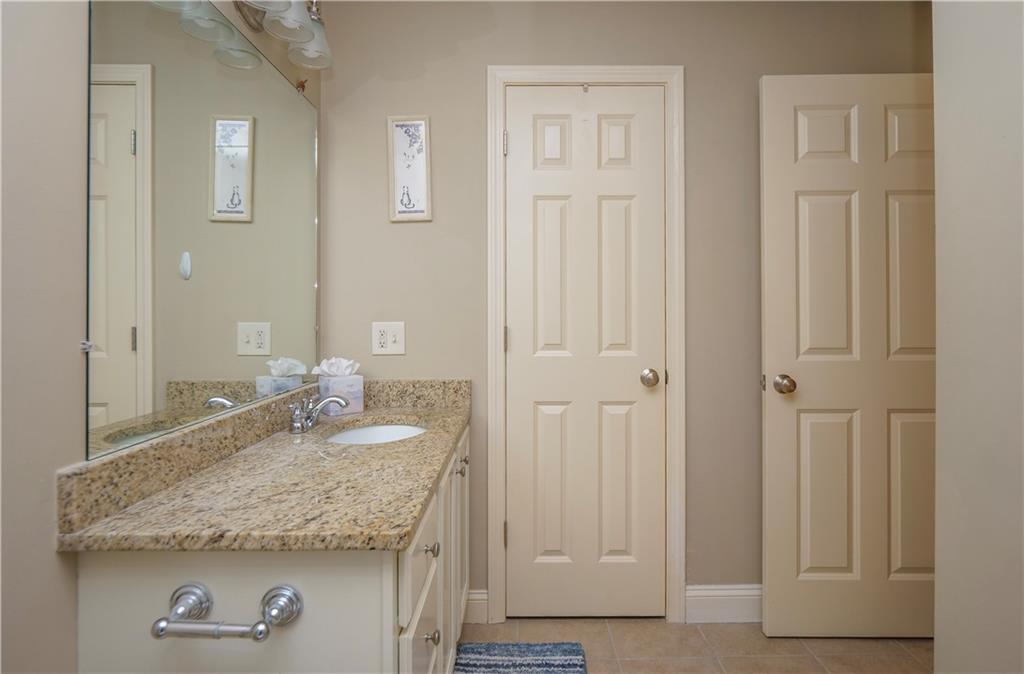 15 Saw Mill Drive, Unit#204, North Kingstown