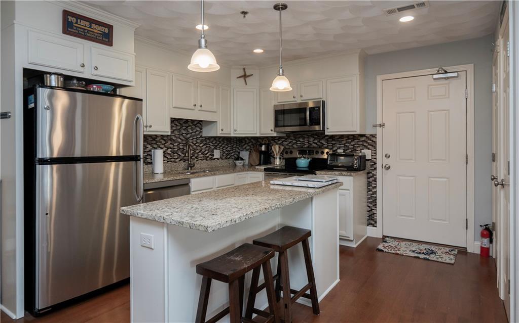 15 Saw Mill Drive, Unit#204, North Kingstown