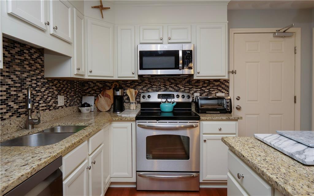 15 Saw Mill Drive, Unit#204, North Kingstown