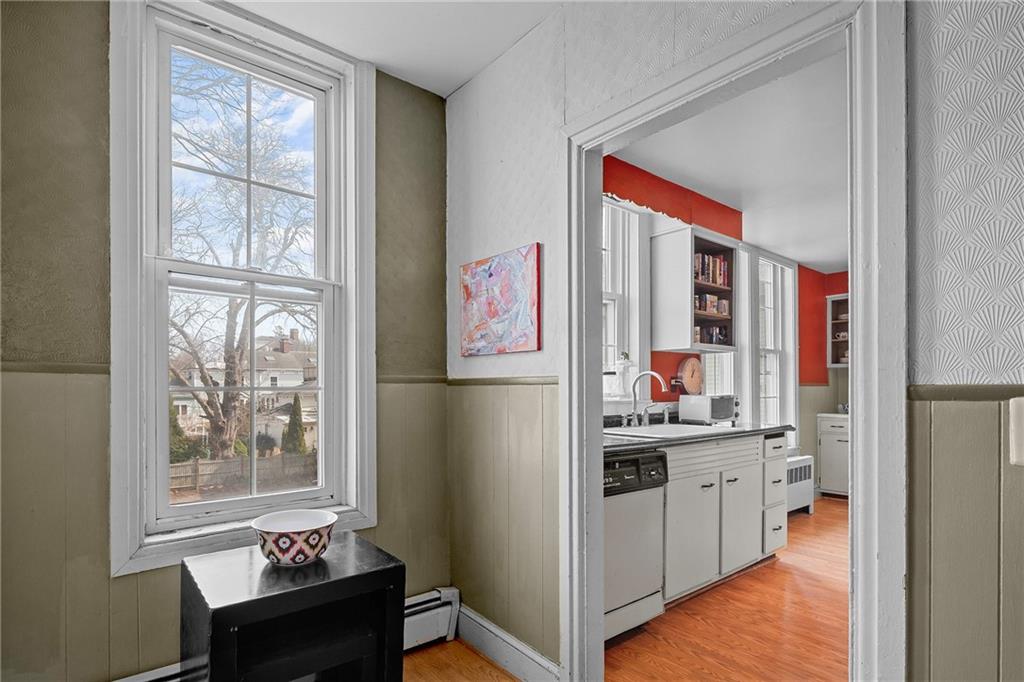 26 Brinley Street, Unit#2, Newport