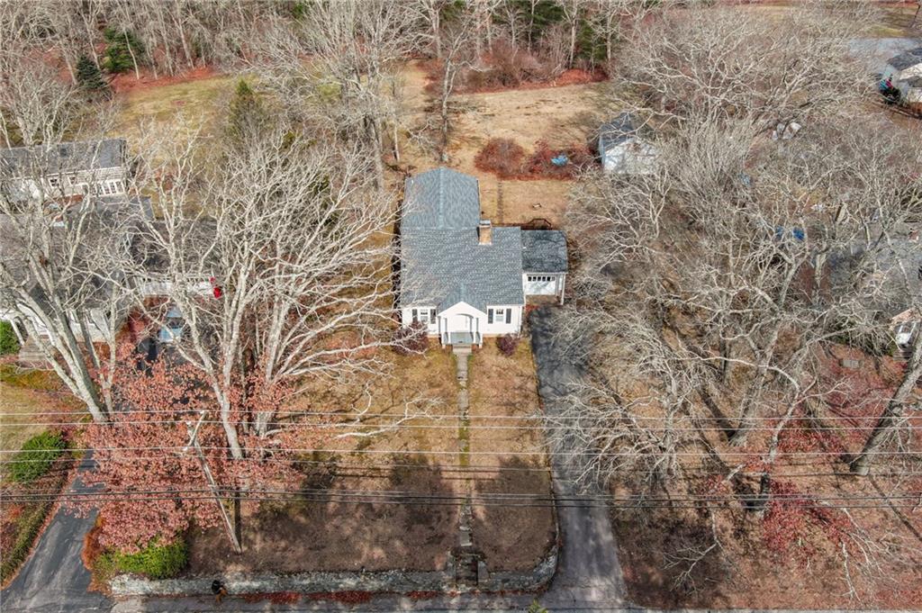 626 Alton Carolina Road, Charlestown