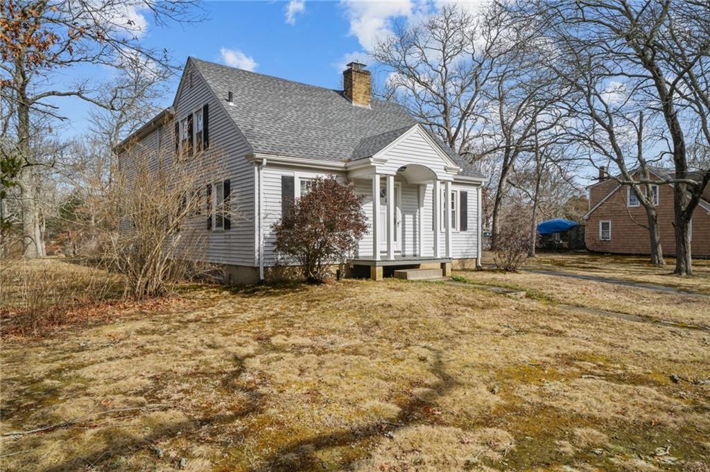 626 Alton Carolina Road, Charlestown