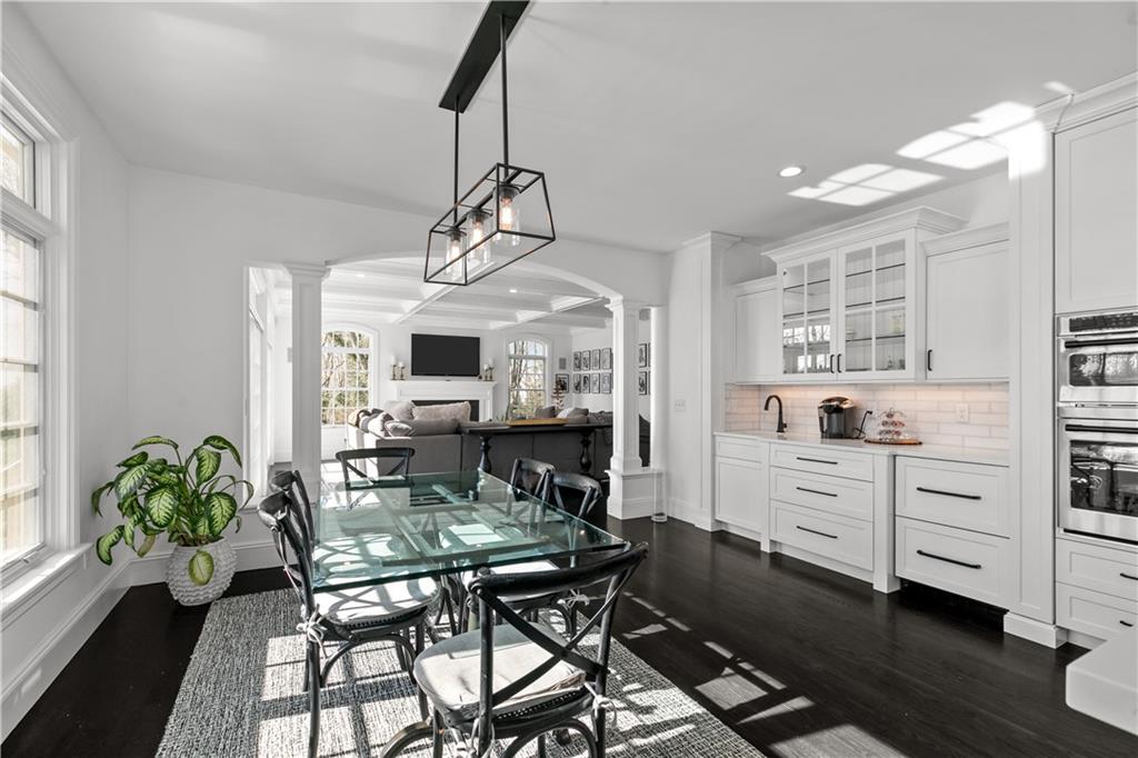 50 Kenyon Avenue, East Greenwich