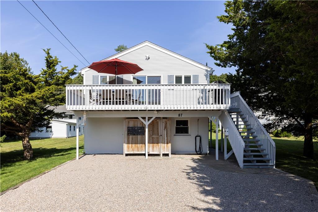 87 Montauk Avenue, Westerly