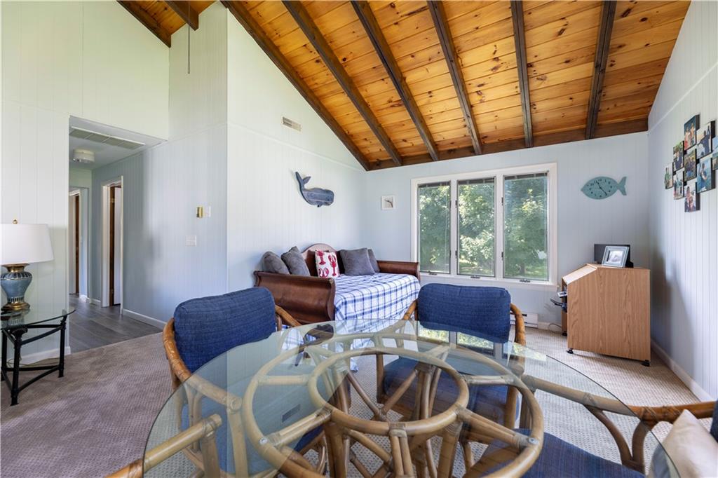 87 Montauk Avenue, Westerly