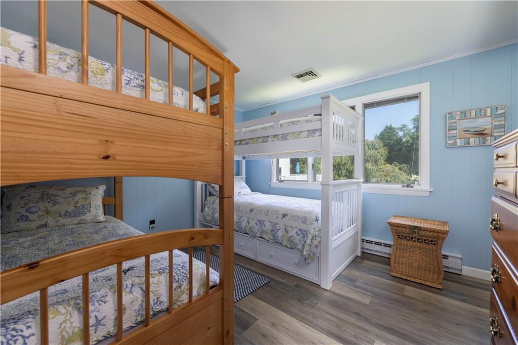 87 Montauk Avenue, Westerly