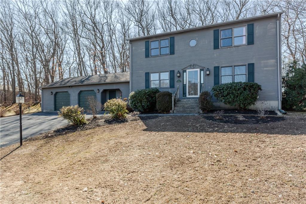 4 Robert Circle, Johnston