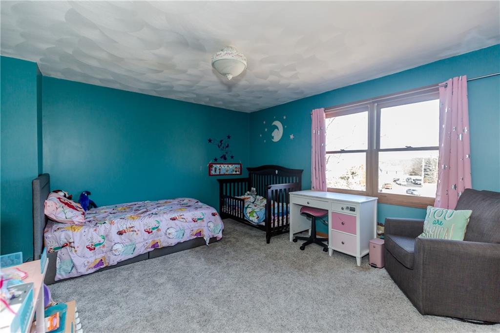 4 Robert Circle, Johnston