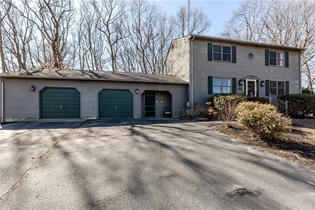 4 Robert Circle, Johnston