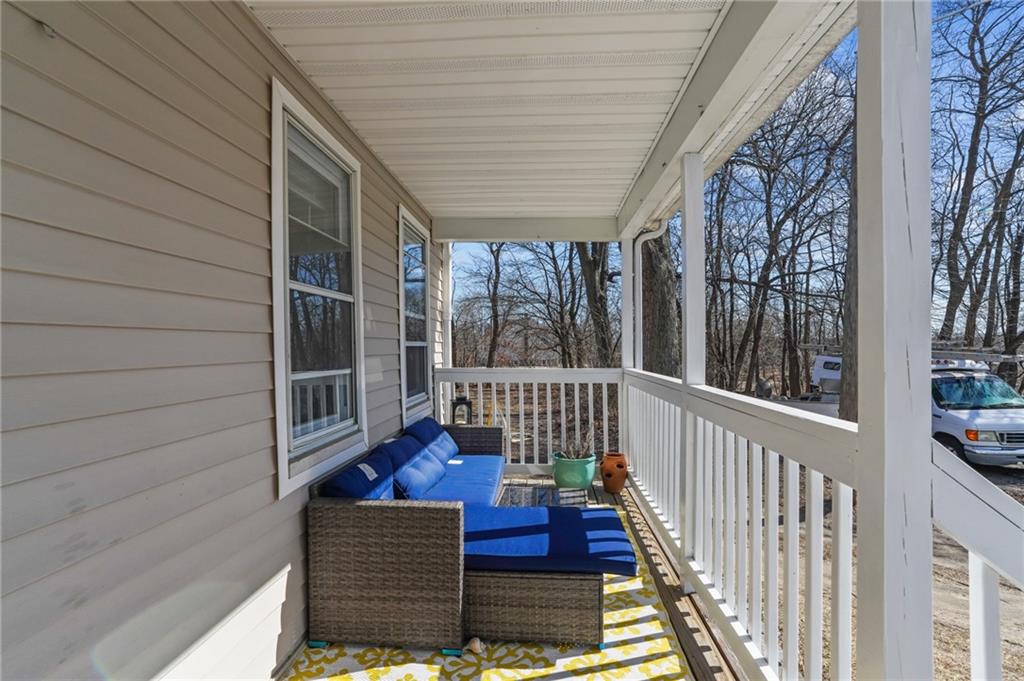 9 Washburn Avenue, East Providence