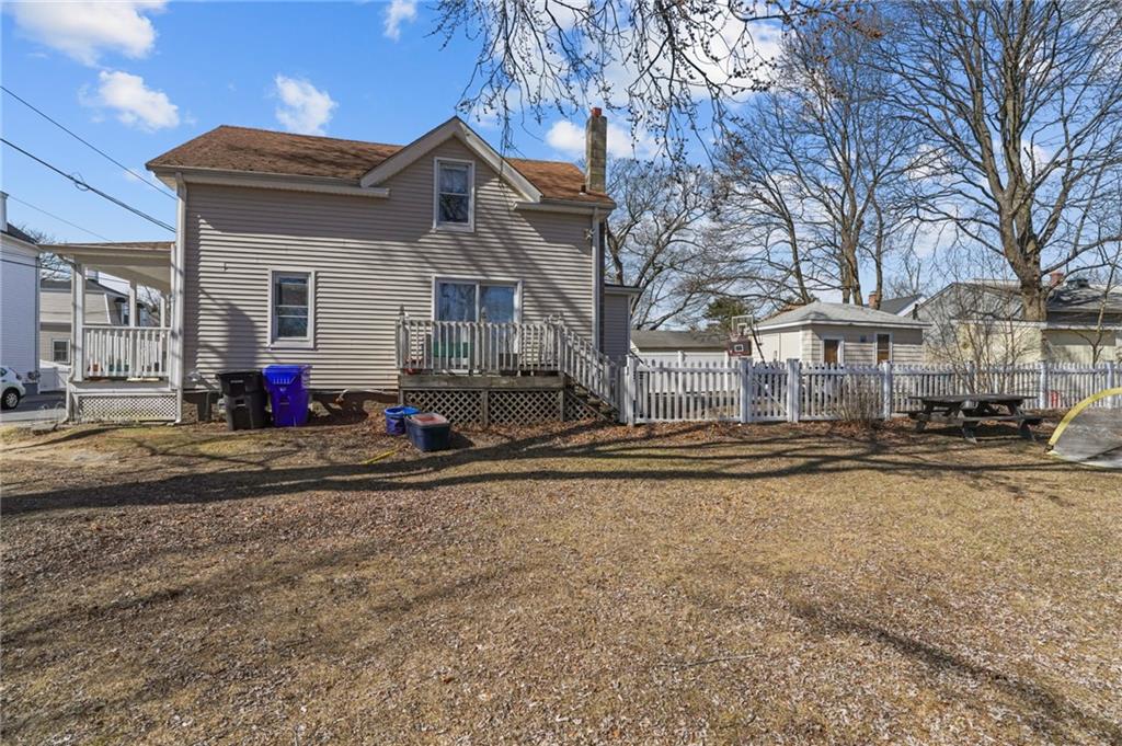 9 Washburn Avenue, East Providence
